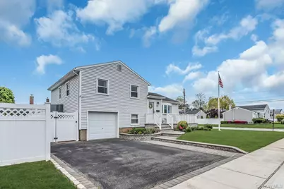 313 Illinois Avenue, Massapequa Park, NY 11762 - Photo 1