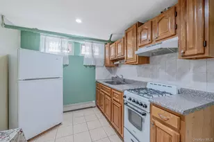 51-78 72nd Pl, Maspeth, NY 11377 - Photo 29