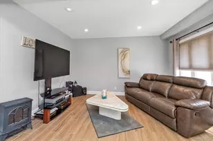 2457 Williams Ct, Bellmore, NY 11710 - Photo 5