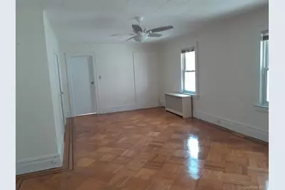 159-32 Normal Road #2nd floor, Jamaica, NY 11432 - Photo 3