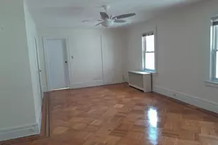 159-32 Normal Rd, Jamaica, NY 11432 - Photo 3