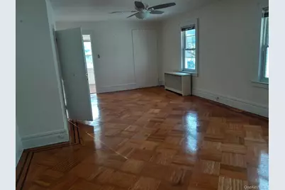 159-32 Normal Road #2nd floor, Jamaica, NY 11432 - Photo 11