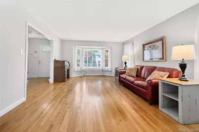 118 Longfellow Drive, Kings Park, NY 11754 - Photo 7
