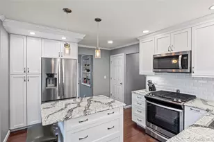 22 W Maple Rd, Greenlawn, NY 11740 - Photo 29