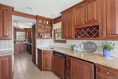 100 Crescent Street, Sag Harbor, NY 11963 - Photo 7