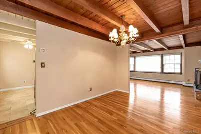 21 Beech Place, Huntington, NY 11743 - Photo 5