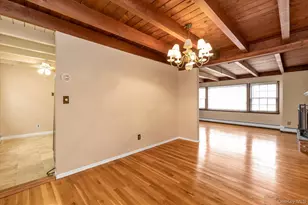 21 Beech Pl, Huntington, NY 11743 - Photo 5