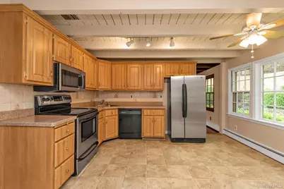 21 Beech Place, Huntington, NY 11743 - Photo 7