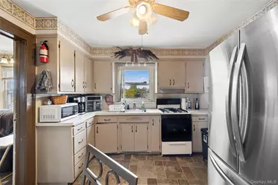 75-01 88th Street, Glendale, NY 11385 - Photo 29