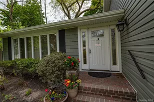 17 Lodge Ln, Miller Place, NY 11764 - Photo 3