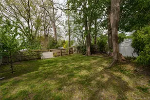 17 Lodge Ln, Miller Place, NY 11764 - Photo 31