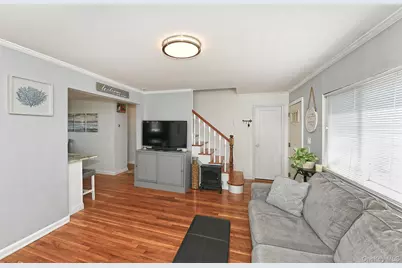 36 Millwood Lane, Merrick, NY 11566 - Photo 7