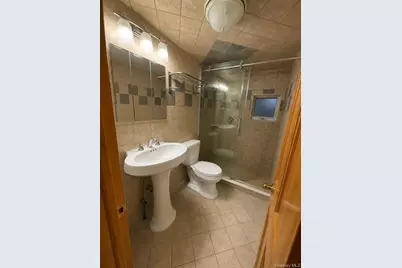 121 Ocean Avenue, Massapequa, NY 11758 - Photo 13