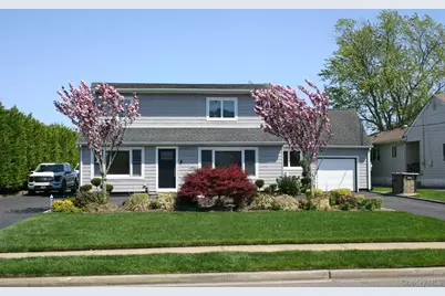 121 Ocean Avenue, Massapequa, NY 11758 - Photo 1