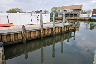 121 Ocean Ave, Massapequa, NY 11758 - Photo 17