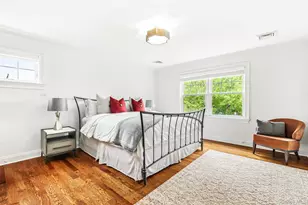 10 Nautilus Pl, New Rochelle, NY 10805 - Photo 11