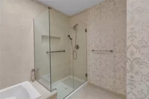 7 Northgate Ct, Melville, NY 11747 - Photo 27