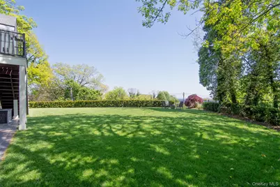 8 Shoreview Circle, Pelham, NY 10803 - Photo 3