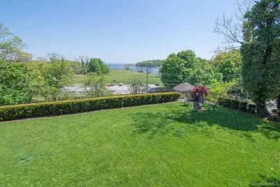 8 Shoreview Circle, Pelham, NY 10803 - Photo 27