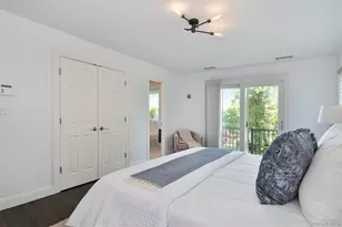 8 Shore View Cir, Pelham, NY 10803 - Photo 13