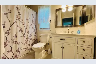 541 Stratford Lane, Ridge, NY 11961 - Photo 15