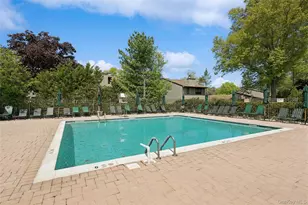 42 Country Club Dr, Jericho, NY 11753 - Photo 19