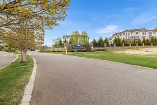 12103 Aspenwood Dr, Plainview, NY 11803 - Photo 21