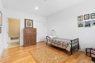 12103 Aspenwood Dr, Plainview, NY 11803 - Photo 13