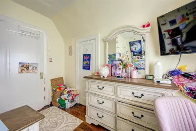 63 Buckingham Place, Lynbrook, NY 11563 - Photo 17