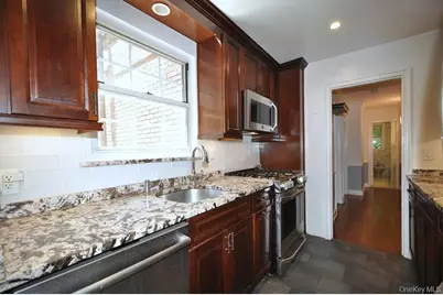 11 Sentry Place #1D, Scarsdale, NY 10583 - Photo 3