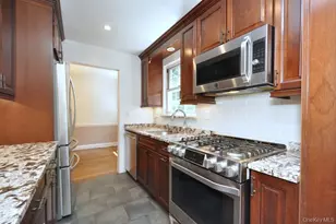 11 Sentry Pl, Scarsdale, NY 10583 - Photo 15