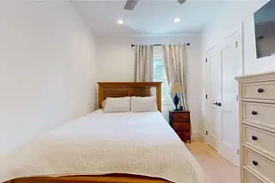 5 Halsey Ave, East Quogue, NY 11942 - Photo 13