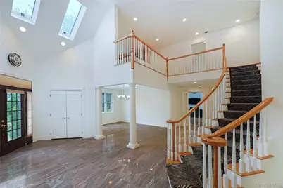 14 Belvedere Court, North Hills, NY 11030 - Photo 5