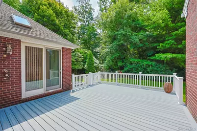 14 Belvedere Court, North Hills, NY 11030 - Photo 41
