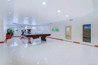 14 Belvedere Court, North Hills, NY 11030 - Photo 35