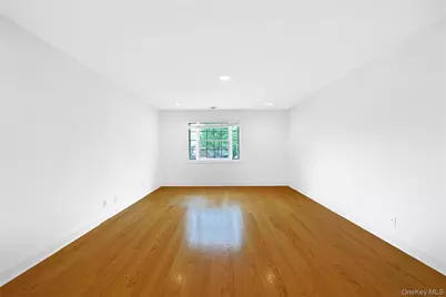 14 Belvedere Court, North Hills, NY 11030 - Photo 31