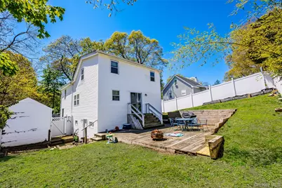27 Garden Road, Sound Beach, NY 11789 - Photo 25