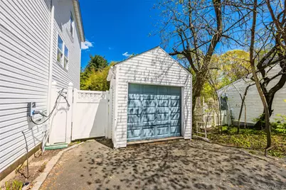 27 Garden Road, Sound Beach, NY 11789 - Photo 39
