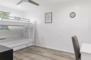 61-16 Little Neck Pkwy, Little Neck, NY 11362 - Photo 17
