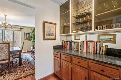 18 Lincoln Avenue, Dix Hills, NY 11746 - Photo 13