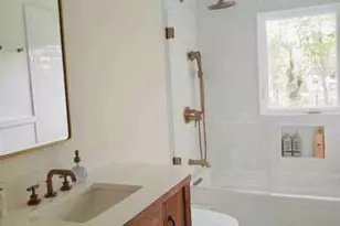 41 Columbine Ave N, Hampton Bays, NY 11946 - Photo 11