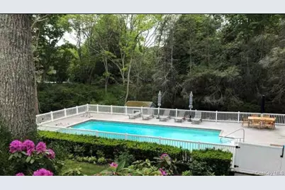 41 Columbine Avenue N, Hampton Bays, NY 11946 - Photo 1