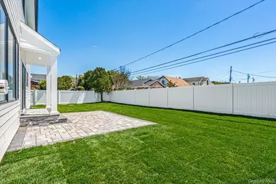 172A Harvard Street, Westbury, NY 11590 - Photo 35