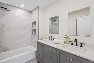 172A Harvard St, Westbury, NY 11590 - Photo 21