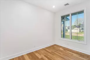 172A Harvard St, Westbury, NY 11590 - Photo 13