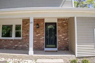 10 Tudor Dr, Stony Brook, NY 11790 - Photo 3