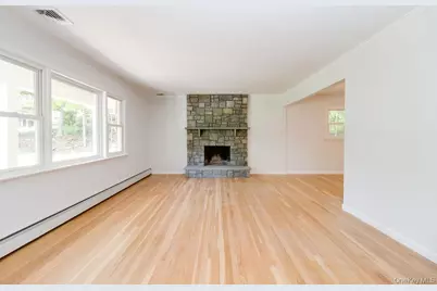 10 Tudor Drive, Stony Brook, NY 11790 - Photo 9