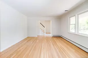 10 Tudor Dr, Stony Brook, NY 11790 - Photo 11