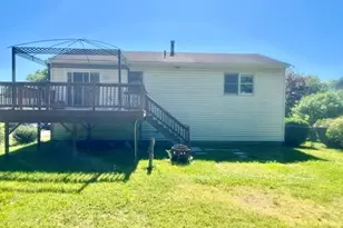 310 Aristotle Dr, Maybrook, NY 12543 - Photo 7