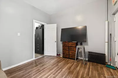 1034 Winthrop Street, Brooklyn, NY 11212 - Photo 15